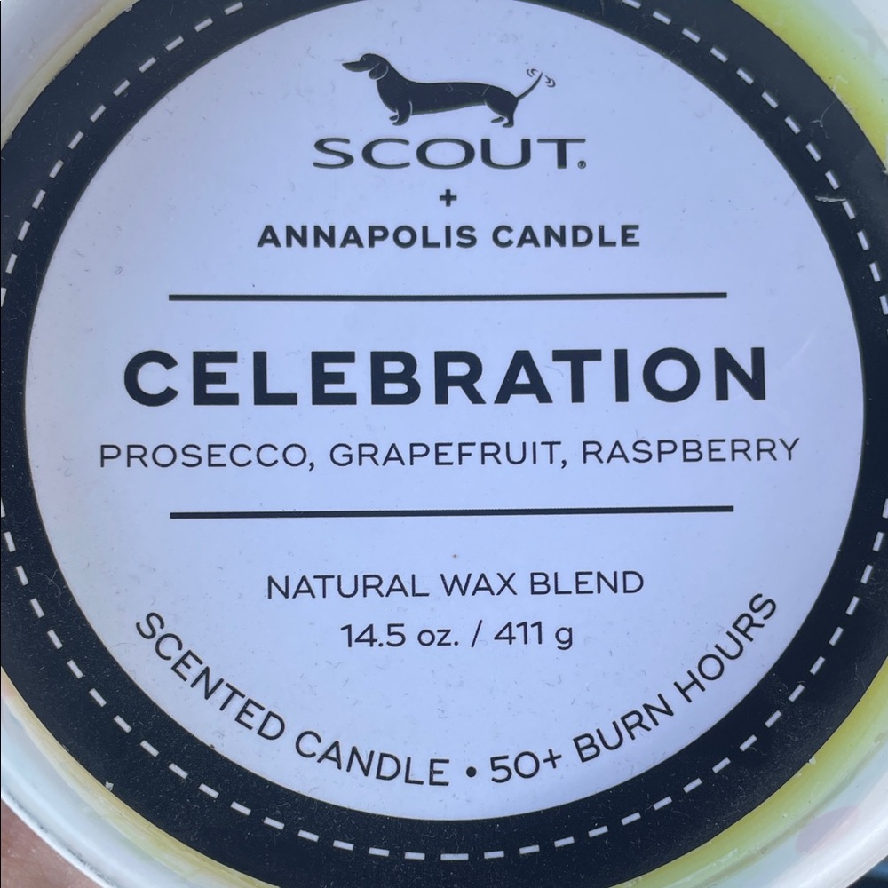 Scout Festive Celebration Candle - Picture 2 of 3